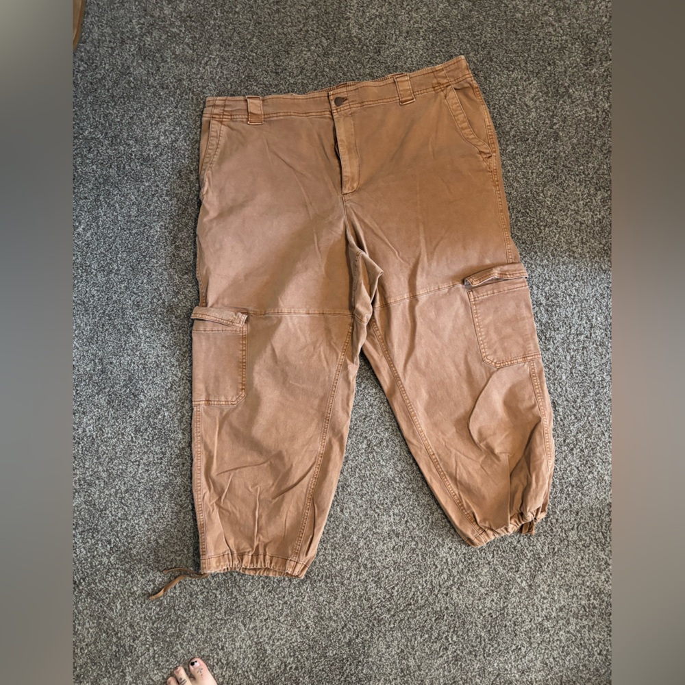 Old Navy Men's Tan Cargo Pants